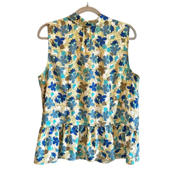 Cabi Large Multi-colored Floral Sleeveless Button Down Blouse - Picture 3 of 10